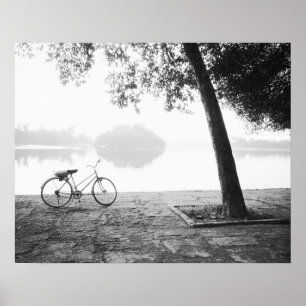 Hanoi Vietnam, Bicycle & Bay Mau Sjö Lenin Park Poster