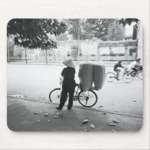 Hanoi Vietnam, cykelutkörerska (NR) Musmatta