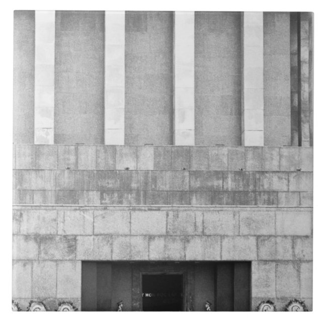 Hanoi Vietnam, Ho Chi Minhs mausoleum Kakelplatta (Framsidan)