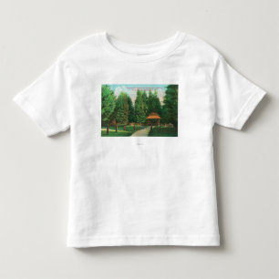 Hänrycka beskådar till Guernewood ParkGuernewood Tee Shirt