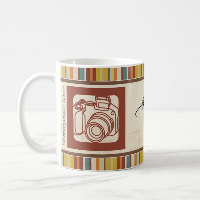 Hantverkaregruppmedlemmuggen (fotografer) kaffemugg (Vänster)
