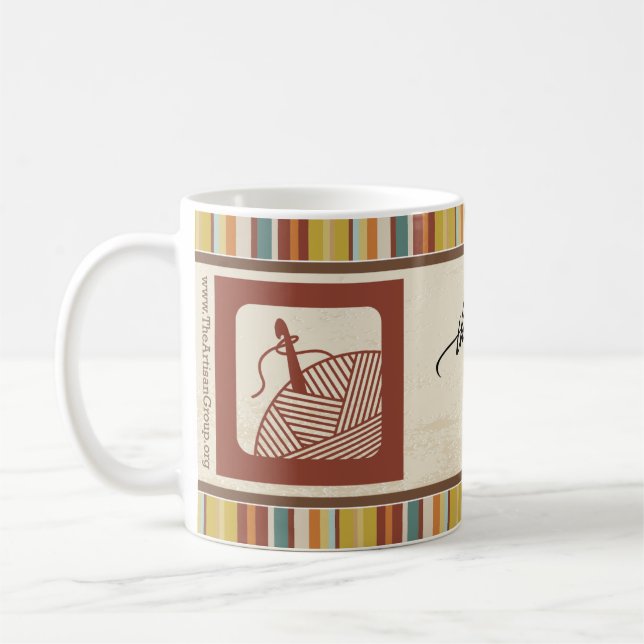 Hantverkaregruppmedlemmuggen (virkningen) kaffemugg (Vänster)