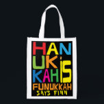 Hanukkah är Funukkah Bag Återanvändbar Påse<br><div class="desc">Hanukkah är Funukkah, vit tvåsidig väska. All inslag kan redigeras. All redigerbar text kan tas bort och ersättas med ett eget meddelande. Använda ditt favoritteckensnitt färg, storlek och stil. Lycklig Hanukkah/Chanukah! Stil: Återanvändbar väska grönt och rädda planeten med vår återanvändbara matkasse! Den här väskan är gjord med en lätt polyesterväv...</div>