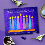 Hanukkah Blue Boho Candle Mönster Peace Kärlek Lig Pussel<br><div class="desc">"Fred, kärlek och ljus." En lekfull, modern, konstgjord illustration av boho mönster-ljus på en menorah hjälper dig att vaktera helgdag av Hanukkkah. Blåljus med färglöst faux foil mönster täcker över en rik, djup blå texturerad bakgrund. Känn julhelgens värme och glädje när du användor det här fantastiska, färgstarka pusslet av Hanukkah....</div>