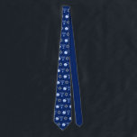 Hanukkah Blue Menorah Dreidel Mönster Chanukah Slips<br><div class="desc">Coola Hanukkah necktie i söt blue med en coola mönster av judaisstjärnan,  drömidel för roligt Chanukah-spel och den judiska menorah för helgdag.</div>