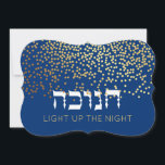Hanukkah Chanukah Guld Glitter Hebrew<br><div class="desc">Vårt Hanukkah/Chanukah Guld Glitter-kort omfattar Hebrew ord Chanukah och "LIGHT UP THE NIGHT" (texten på framsidan kan ändras). Ett klassigt, festligt sätt att din Hanukkah/ Chanukah önskemål med vänner, familj och kunder! Med ett menorah och utrymme att anpassa sig till hälsning på motsatt sätt. Fråga? skicka ett meddelande till oss...</div>