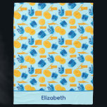 Hanukkah Dreidel Game Gelt Mörk blått Fleecefilt<br><div class="desc">Hanukkah Dreidel Game Gelt Mörk blått Personlig Mönster. Chanukah drömde i blått.</div>