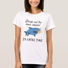 Hanukkah Latke-tid/Kvinnors Basic T-Shirt