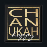 Hanukkah Magnet Square Chanukah Guld<br><div class="desc">Hanukkah Magnet Square personaliserar Chanukah Lycklig Guld genom att stryka texten "lycklig" och ersätta med ert eget budskap. Välj ditt favoritteckensnitt stil, storlek och färg. Bakgrunden till färg kan ändras genom att man väljer ett annat färg än färgrutorna färg. Tack för att du stannade och shoppade förbi. Mycket uppskattat! Lycklig...</div>