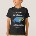 Hanukkah Me Kärlek Latkes/Mörk Färg Shirt T Shirt<br><div class="desc">"Me kärlek latkes, num, num, num" Shirt. Anpassa genom att ta bort text och lägga till egna. Använda ditt favoritteckensnitt färg, stil och storlekt. Tack för att du stannade och shoppade förbi! Mycket uppskattade. Lycklig Chanukah/Hanukkah!!! Stil: Kids' Hanes TAGLESS® T-Shirt Vänta tills du fått den här tagslösa garantien på din...</div>