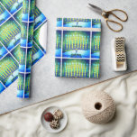 Hanukkah Modern Trendig Blue Grönt Menorah Mönster Presentpapper<br><div class="desc">En närbild av ljusa, färgstarka, blå och grönt konstmenorahs hjälper dig att sätta dig in i helgdag av Hanukkkah i stil. Känn julhelgens värme och glädje varje gång du användor detta ljusa, färgstarka Hanukkah pappert. Matchningskort, porto, klistermärken, kuddar, husvagnar, totepåsar och andra produkter finns också tillgängliga i min "Hanukkah Colorful,...</div>