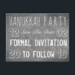 Hanukkah Party sparar datum för Stil i kalkylblade Meddelande Vykort<br><div class="desc">Anpassningsbar Hanukkah Party Spara den formella inbjudan som ska följa,  datum,  typografi Chalkboard-sökning,  du kan anpassa texten,  vykort</div>