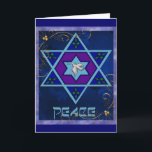 Hanukkah Peace Art Helgkort<br><div class="desc">Fredsduvan i stjärnan och ord "fred" är en underbar gåva och önskan för det kommande året. I blått,  gröntar,  lila.</div>