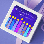 Hanukkah Peace Kärlek Chic Boho Mönster Candles Bl Fyrkantigt Klistermärke<br><div class="desc">"Fred, kärlek och ljus." En lekfull, modern, konstgjord illustration av boho mönster-ljus hjälper dig att sätta dig in i Hanukkahs helgdag. Blåljus med färglöst faux foil mönster täcker över en rik, djup blå texturerad bakgrund. Känn julhelgens värme och glädje när du användor den här häpnadsväckande, färgstarka personligen Hanukkah-dekalen. Matchningskort, omslag,...</div>