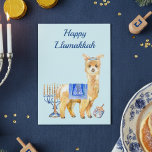 Hanukkah Rolig Lama Llamakkah Chrismukkah Julkort<br><div class="desc">Denna design kan anpassas i det angivna området genom att byta foto och/eller text. Den kan också anpassas ytterligare genom att välja alternativet "klicka för att anpassa ytterligare" och ta bort eller ändra bakgrundsfärgen,  lägga till text,  ändra textfärg eller stil,  eller ta bort texten för en bilddesign.</div>