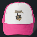 Hanukkah Roligt Dreidel Champion Helgdag Keps<br><div class="desc">Fira Hanukkah med pridet och humor när du samlades med hela familjen. Den här festivalbilden ger en perfekt till helgdagarna. Oavsett om det gäller din familj,  familj,  make,  morbror eller pojkvän</div>