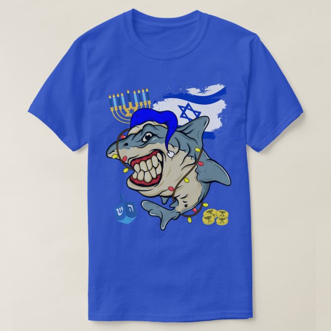Hanukkah Shark Jewish Holiday Menorah Chanukah Des T Shirt (Design framsida)