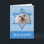 Hanukkah Star av David - maltesiska Helgkort<br><div class="desc">Vad skulle kunna göra att säga Lycklig Hanukkah mer roligt än att ha en maltesisk Hund med en Yamaka omgiven av David Star. Den här visuella utformningen av helgdag kommer säkert att glädja dina vänner och din familj liksom andra djur älskare. Den här designen finns i över 100 Hundraser. Om...</div>