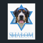Hanukkah Star of David - Swiss Mountain Hund Helg Vykort<br><div class="desc">Vad skulle kunna göra att säga Lycklig Hanukkah mer roligt än att ha denna schweiziska Hund med en Yamaka omgiven av David stjärna. Den här visuella utformningen av helgdag kommer säkert att glädja dina vänner och din familj liksom andra djur älskare. Den här designen finns i över 100 Hundraser. Om...</div>