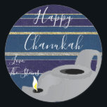 Hanukkah Stickers (1 1/2 tum/3 tum)"Oil Lamp Guld/ Runt Klistermärke<br><div class="desc">Hanukkah/Helgdag-klistermärken, personlig. "Oljelampa Guld/Silver" Välj mellan 1 1/2- och 3-tums klistermärken. Anpassa genom att ta bort och ersätta text med ett eget meddelande. Välj ditt favoritteckensnitt storlekt, stil och färg. Tack för att du stannade och shoppade förbi! Ditt företag är mycket uppskattat! Lycklig Hanukkah! Form: Klassisk rund etikett Gör din...</div>