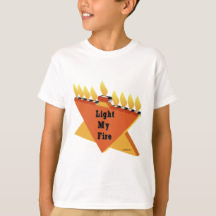 HANUKKAH TÄNDER MITT AVFYRAR MENORAGÅVAN TEE