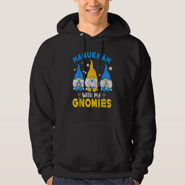 Hanukkah With My Gnomies Three Gnomes With Hanukka Hoodie (Framsida)