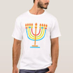 Hanukkiah Lycklig Hanukkah Jewish Helgdag Menorah T Shirt<br><div class="desc">Hanukkiah Symbol. Lycklig Hanukkah Party judisk Helgdag Menorah. Judiska Helgdag Chanukkah-Dekorationen med traditionell dekorationssymbol för Chanuka - färgstark hanukkiah-menorah, ljusskygghet med ljus, David-stjärna och ett lysande exempel på ljus. Hanukkah Festival of ljus Event Dekoration. Jerusalem, Israel. Clothing & Shoes > Manar > Clothing > Toppar & T-Shirts > Manar-Shirts Modern...</div>