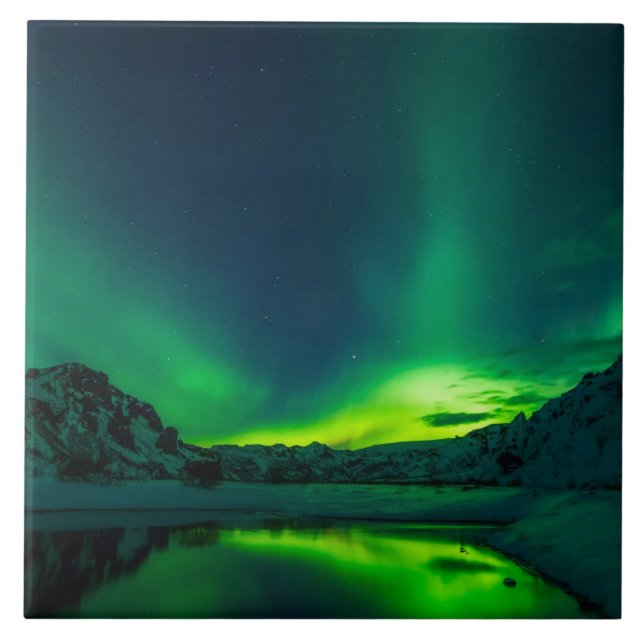 Häpnadsväckande grön Aurora Kakelplatta (Framsidan)