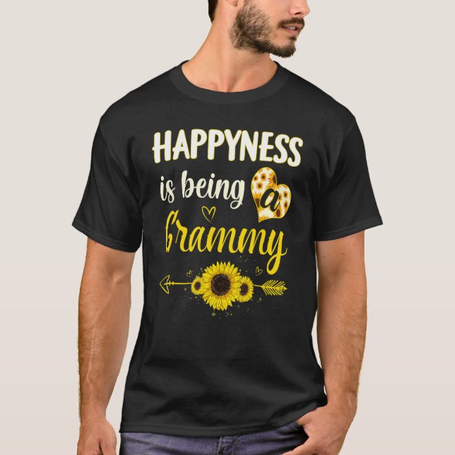 Happiness Is Being A Grammy Sunflower Grandma Moth T Shirt (Framsida)