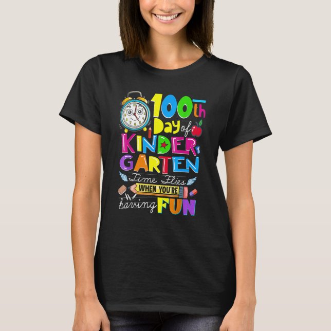 Happy 100 Days Of Kindergarten School Teachers Kid T Shirt (Framsida)