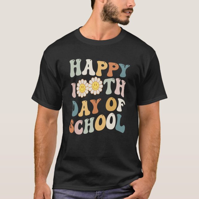Happy 100 Days of School for Teacher Retro Groovy  T Shirt (Framsida)