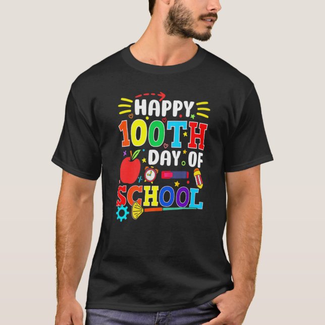 Happy 100th Day of Kindergarten Teacher or Student T Shirt (Framsida)