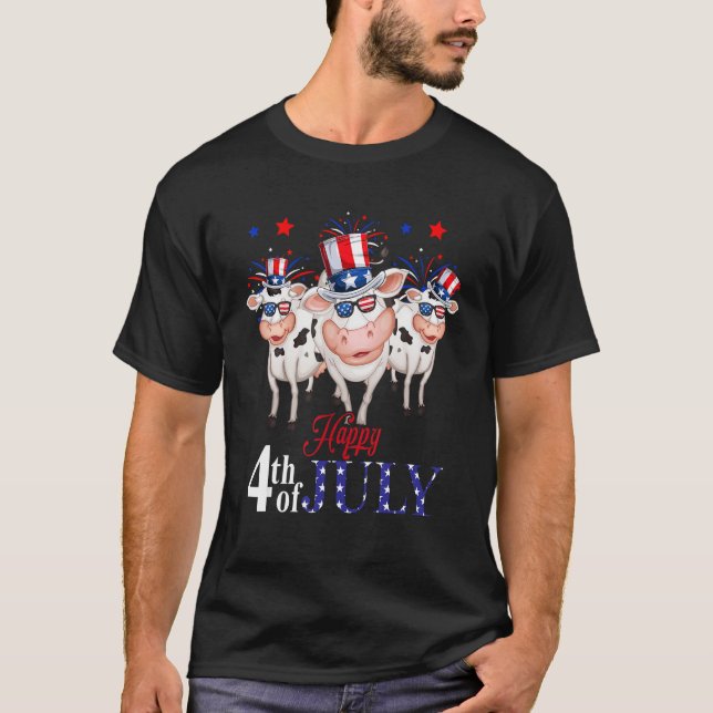 Happy 4th Of July American Flag Three Cute Cows Fi T Shirt (Framsida)