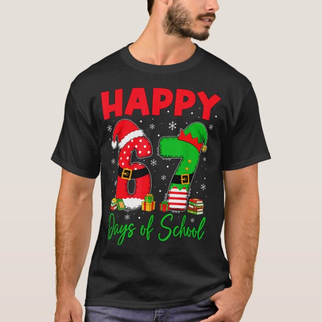 Happy 67 Days Of School Six Seven 67 Christmas San T Shirt (Framsida)