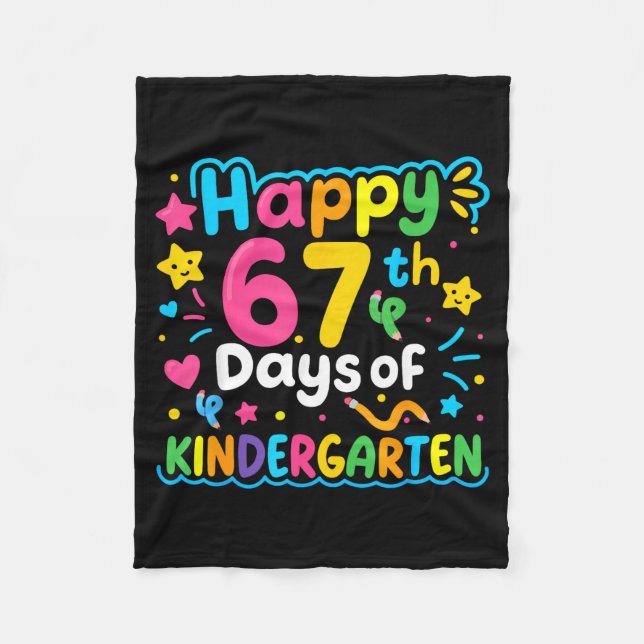 Happy 67th Day Of Kindergarten School Meme 67 Kids Fleecefilt (Framsidan)