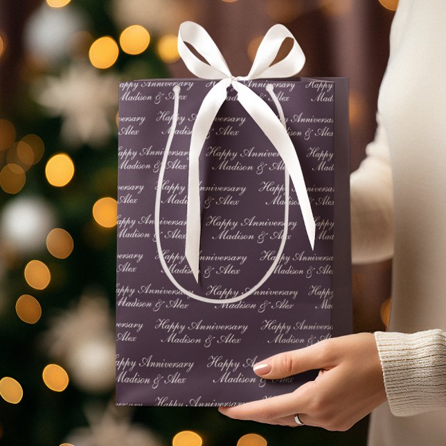 Happy Anniversary Script with Name Plum (Skapare uppladdad)