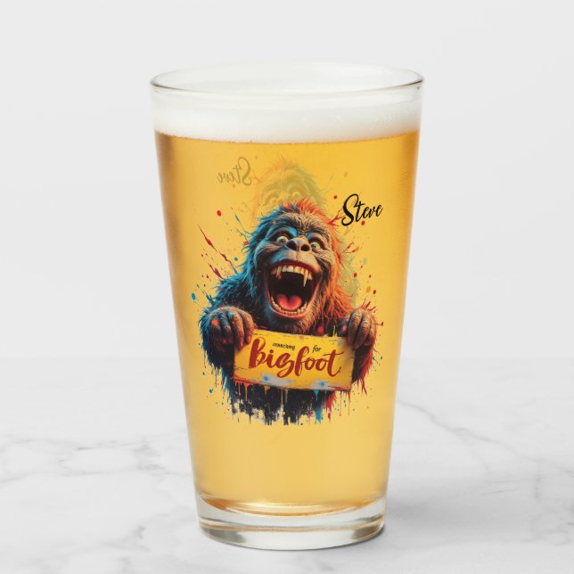 Happy Bigfoot Sasquatch Mugshot Search Team  Glaskopp (Baksida fylld)