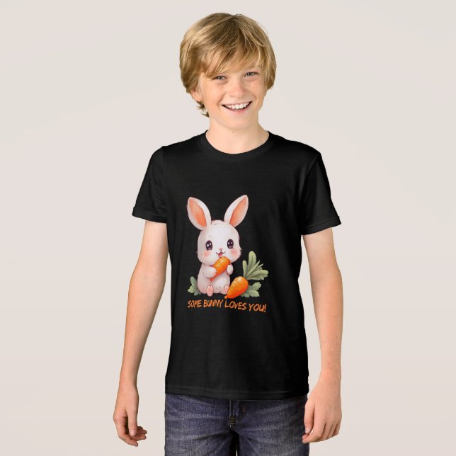 Happy Bunny with Carrot T Shirt (Framsida Full)