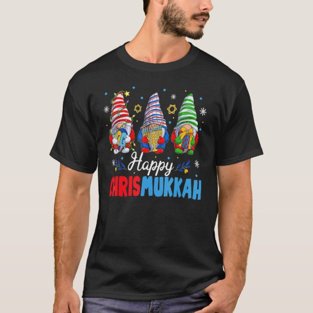 Happy Chrismukkah Gnomes Merry Christmas and Happy T Shirt (Framsida)