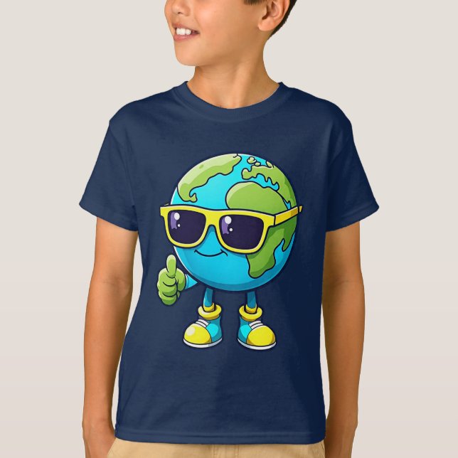 Happy Earth Buddy Tee  Eco Globe Cartoon (Framsida)