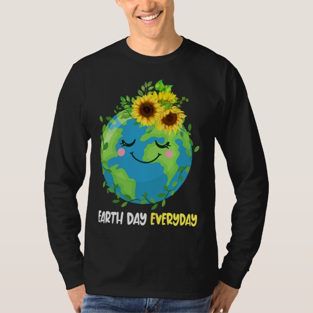Happy Earth Day Everyday 2023 Earth Sunflower Save T Shirt (Framsida)