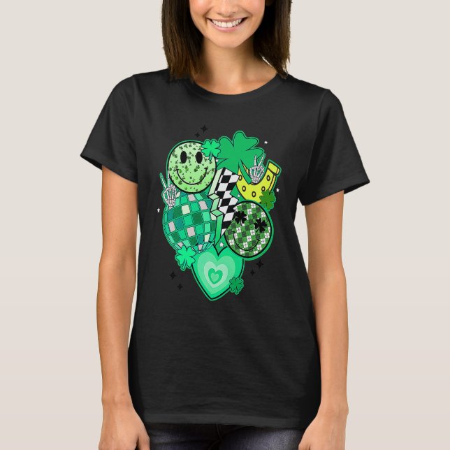Happy Face And Disco Ball Lucky Shamrock C Patrick T Shirt (Framsida)