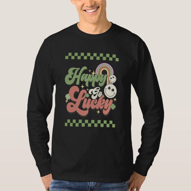 Happy Go Lucky St Patrick's Day Groovy Retro T Shirt (Framsida)