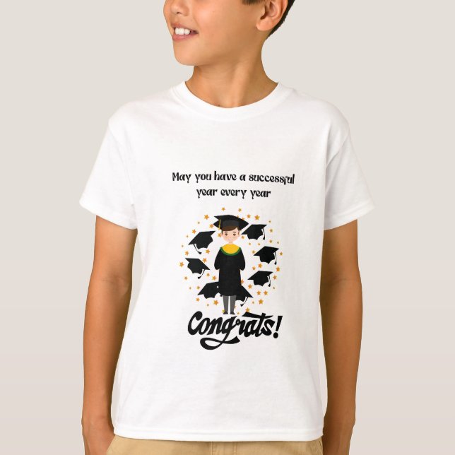 Happy Kids Graduation Silhouette with Bright Vibes T Shirt (Framsida)