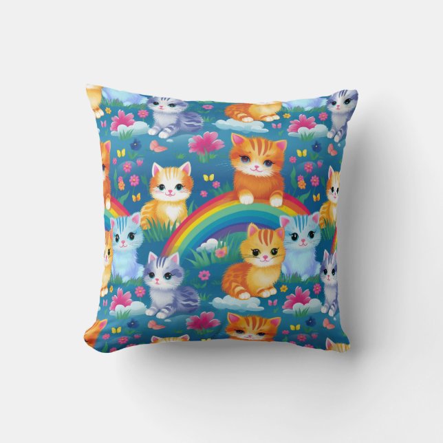 Happy Kitty Cats on Rainbow Clouds Kudde (Framsida)