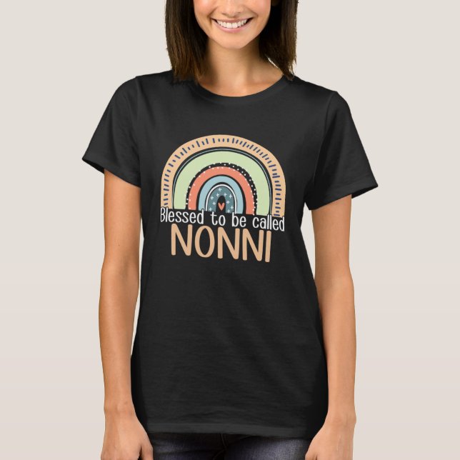 Happy Mothers Day Women Blessed To Be Called Nonni T Shirt (Framsida)