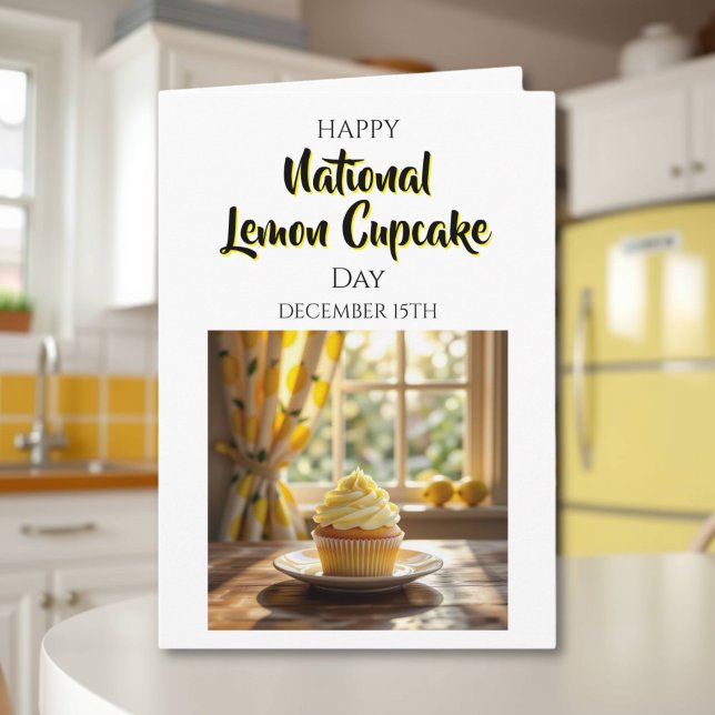 Happy National Lemon Cupcake Day | December 15th Kort (Skapare uppladdad)