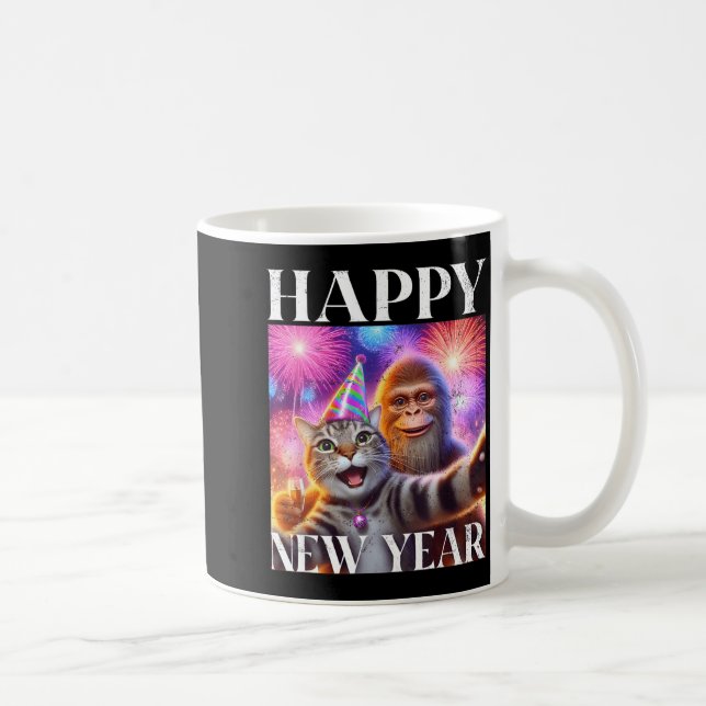 Happy New Year 2026 Funny Cat Bigfoot Party Art  Kaffemugg (Höger)