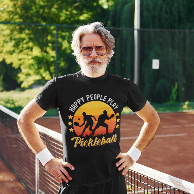 Happy People Play Pickleball funny pickleball T Shirt (Skapare uppladdad)