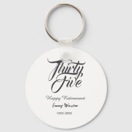 Happy retirement bold letter name year elegant sim nyckelring